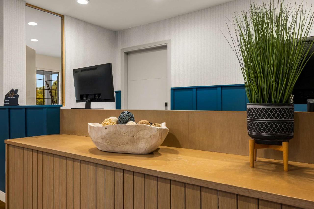Sonesta Simply Suites Irvine East Foothill Lake Forest Ngoại thất bức ảnh