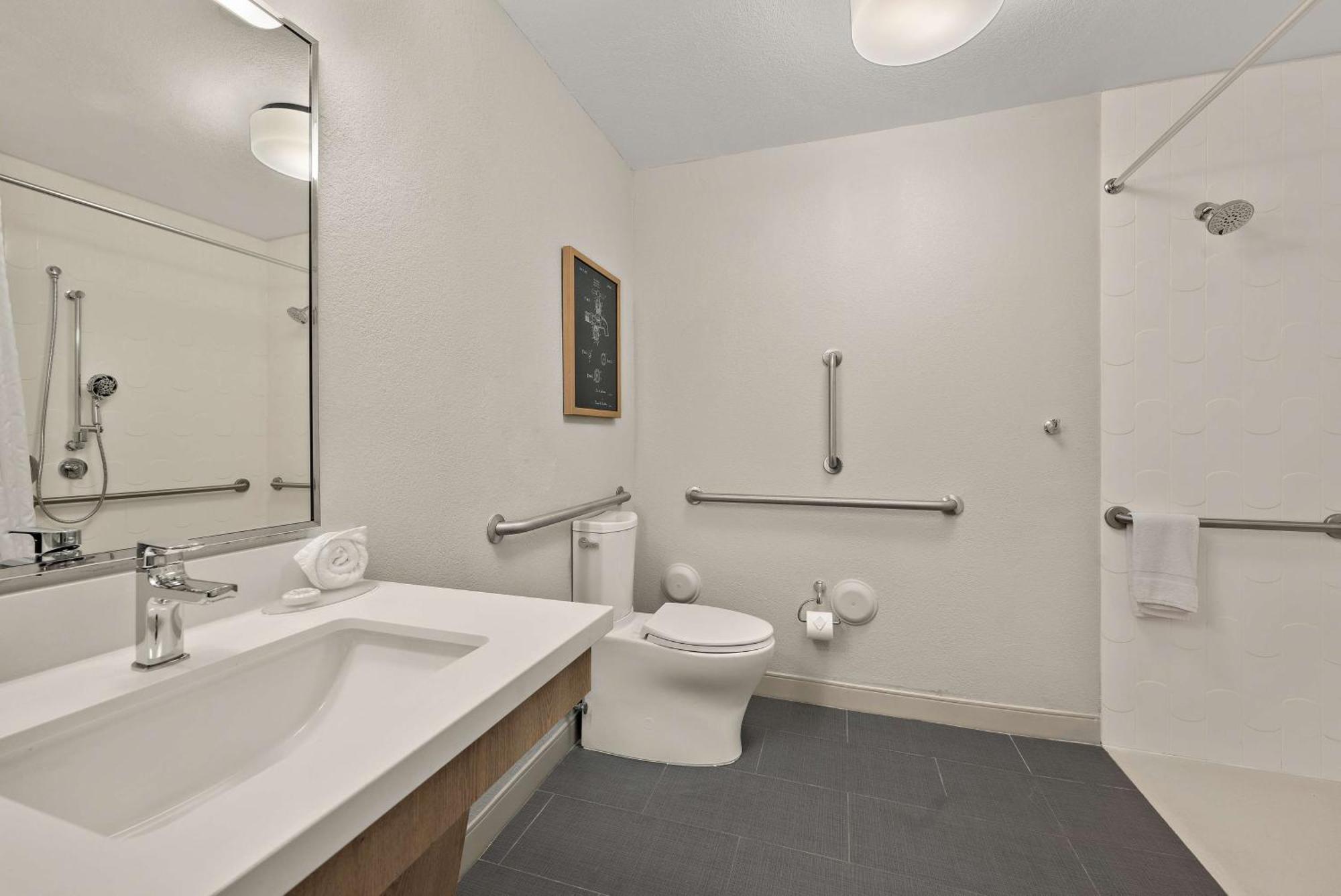 Sonesta Simply Suites Irvine East Foothill Lake Forest Ngoại thất bức ảnh